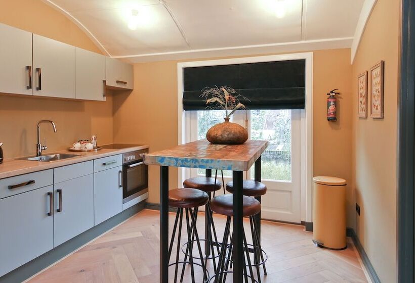 Small Luxury Boutique Hotel Wilma J