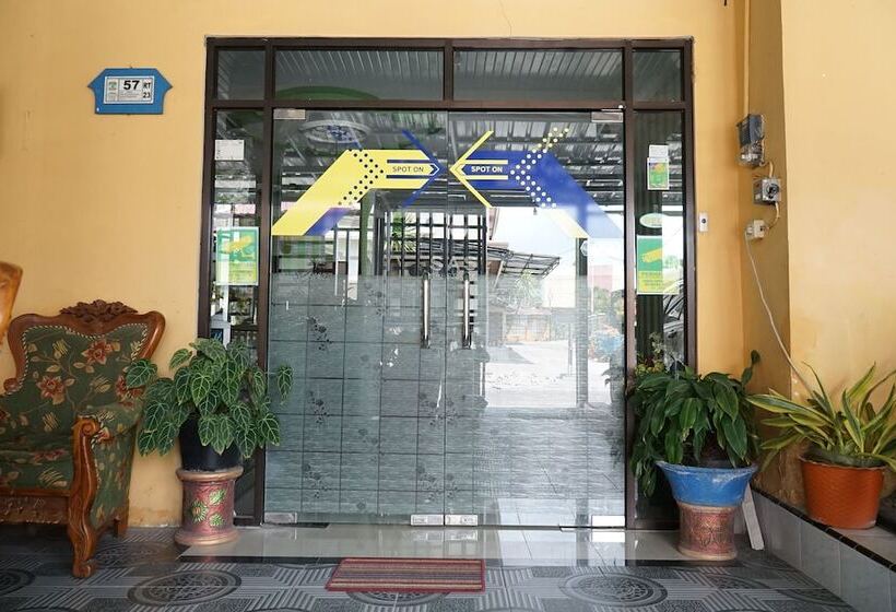 酒店 Spot On 1854 Sepinggan Asri Syariah Guesthouse