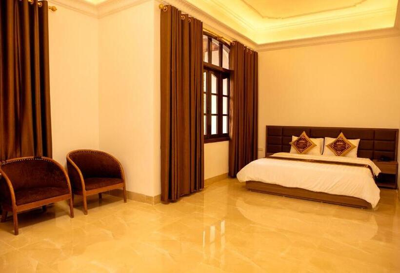 هتل Vạn Xuân Royal