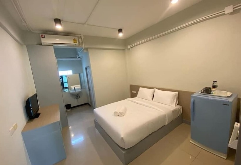 酒店 White Sand Phuket Residence