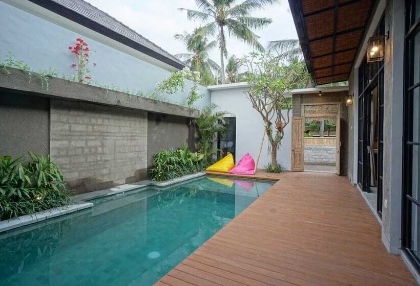Lavina Ubud Villas
