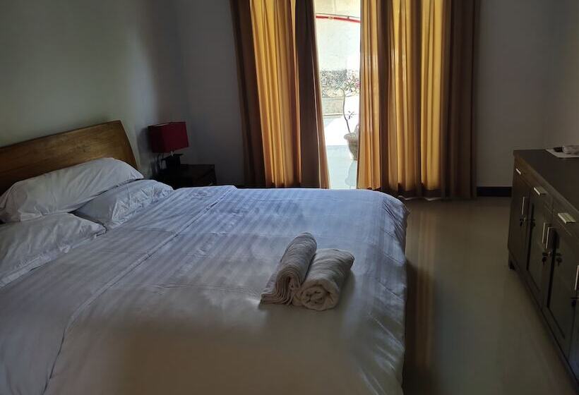 Martin's Guest House