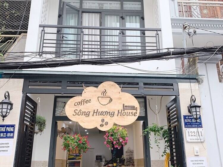 پانسیون Song Huong House