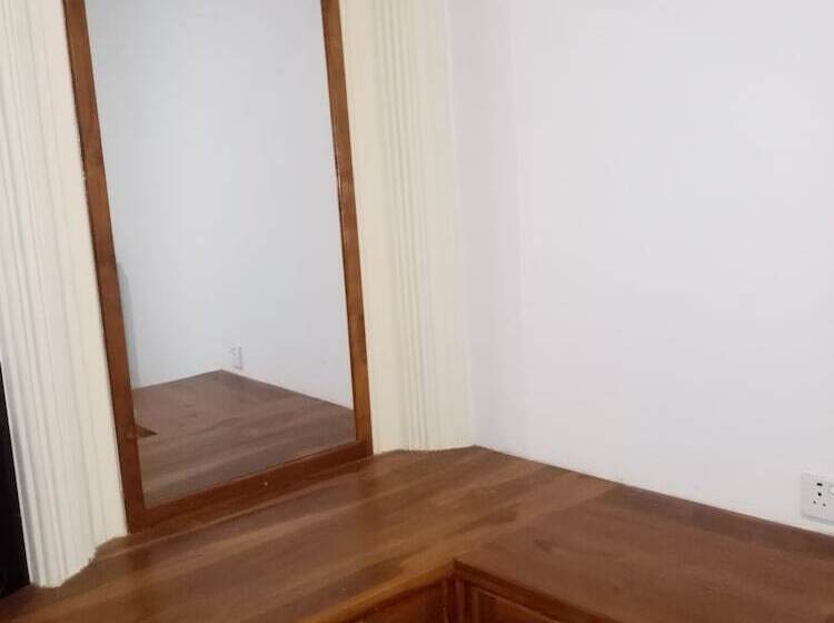 Пансион The Crown Hotel Dambulla