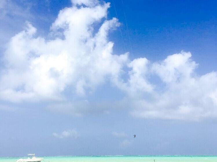 The Star Hotel & Sports Bar Zanzibar