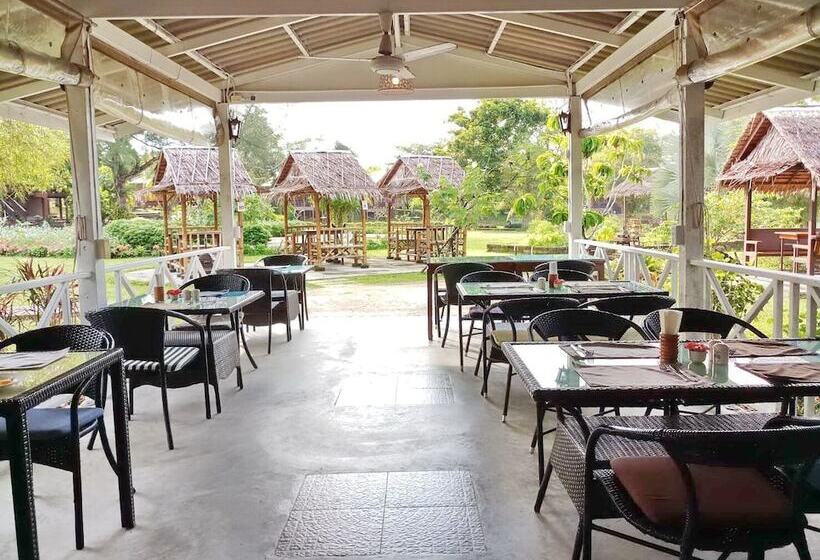 Villa Warin Khao Lak