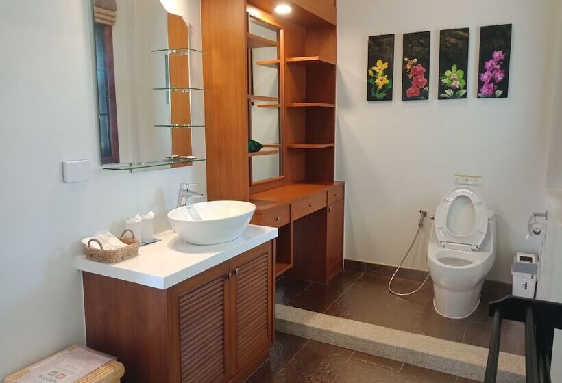 Villa Warin Khao Lak