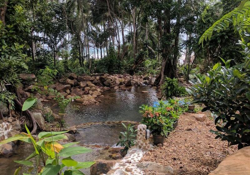 酒店 Sunshine On The Rock