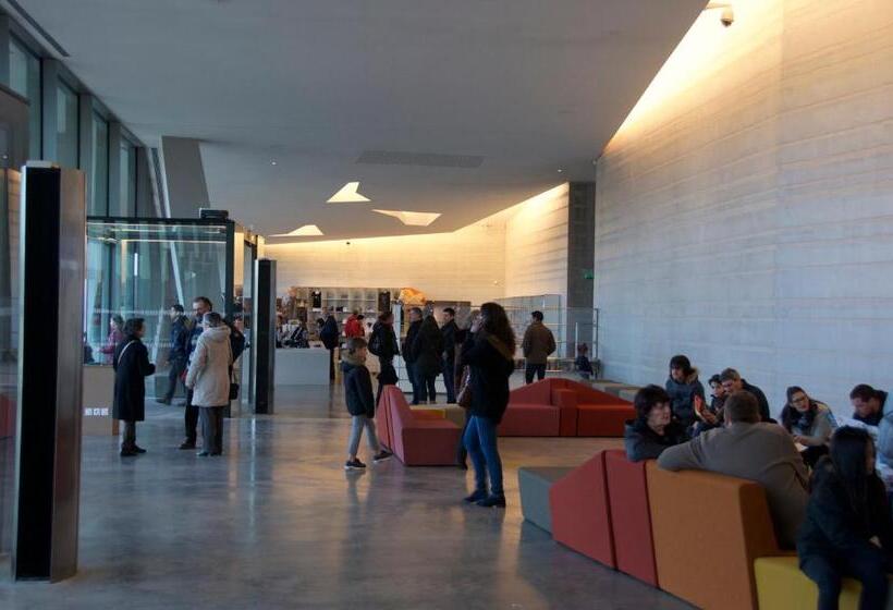 Les Toits De Lascaux