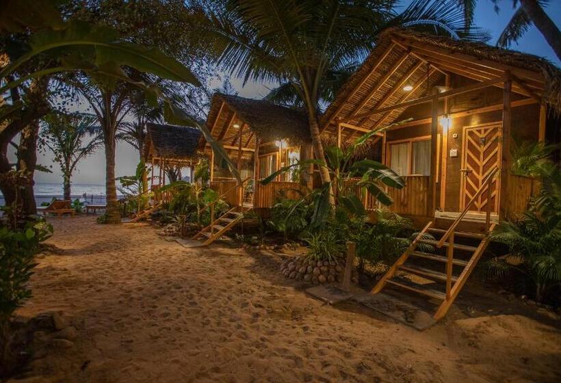 بنسيون Goa Cottages Agonda