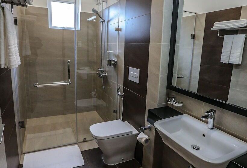 Pink Elephant Tourist Apartment