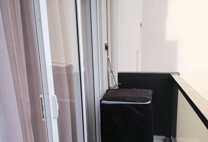 Pink Elephant Tourist Apartment