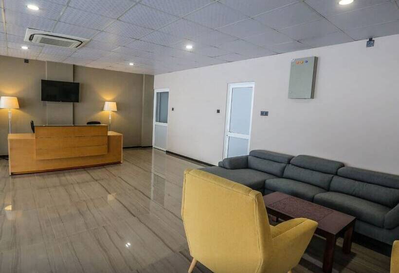 Pink Elephant Tourist Apartment