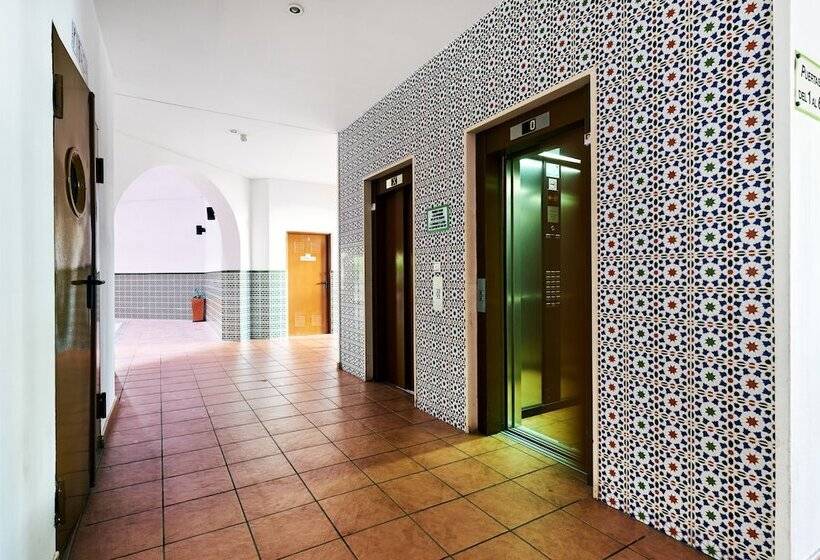 Apartment In Luxury Private Building