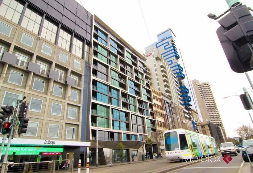 Flinders Street Apartments