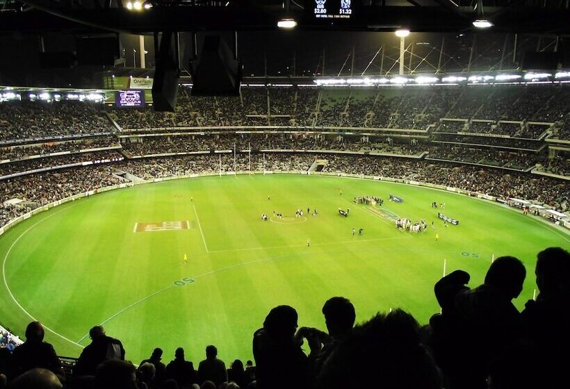 Flinders Street Apartments