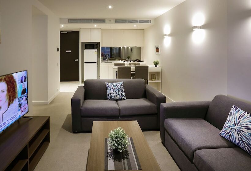 Flinders Street Apartments