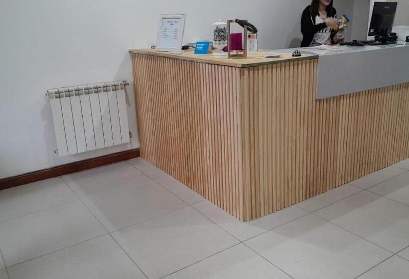 ホテル Avellaneda Suites