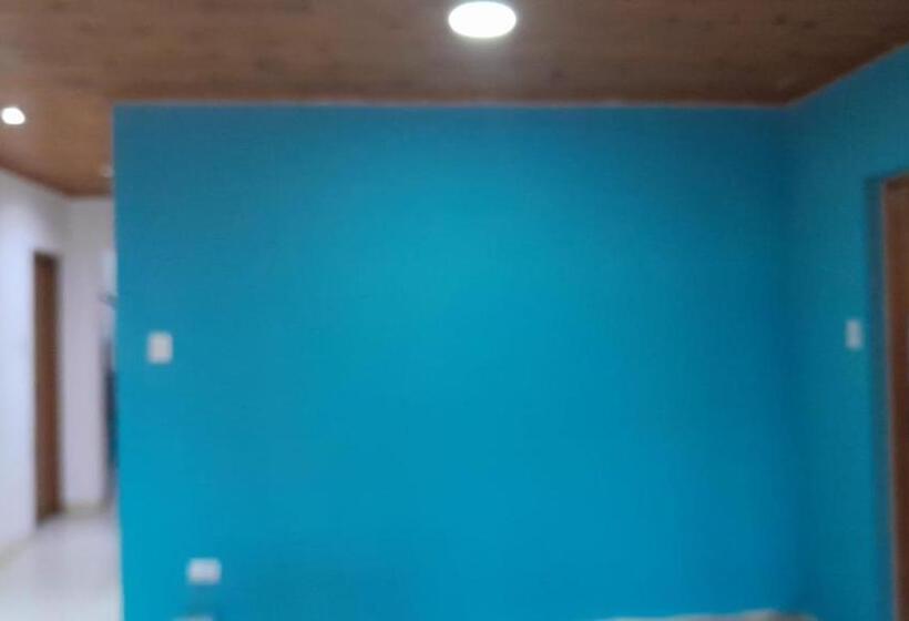 ホテル Avellaneda Suites