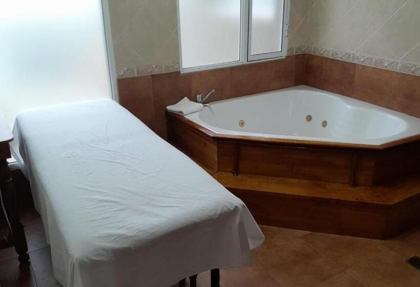 ホテル Avellaneda Suites