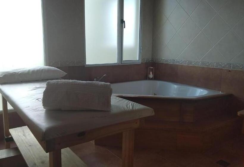 ホテル Avellaneda Suites