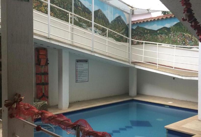 ホテル Real Anapoima