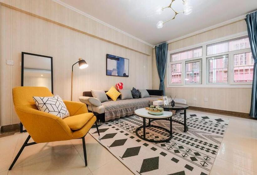 בית מלון כפרי Xi’an Lianhu·huiminjie.zhonggulou