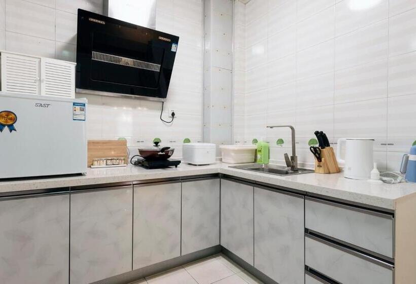 בית מלון כפרי Xi’an Lianhu·huiminjie.zhonggulou