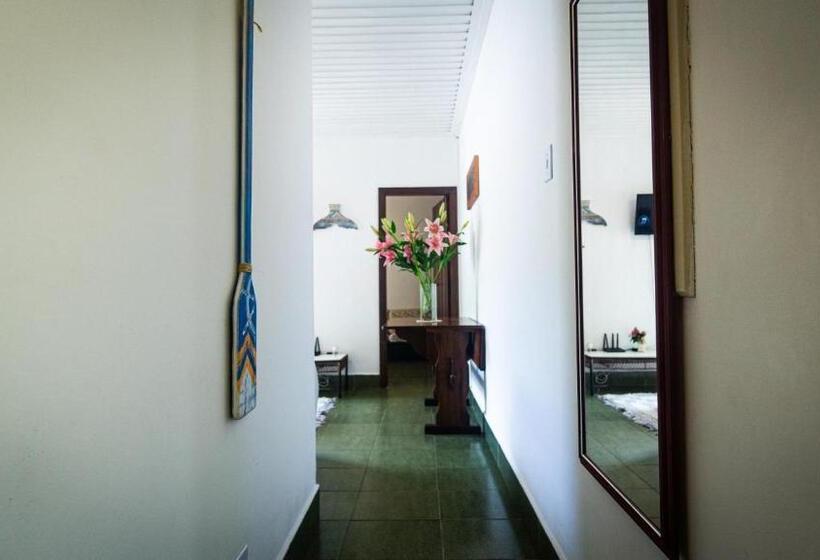 ペンション Canto Das Laranjeiras Beach Club Guaiuba