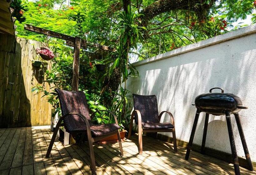 ペンション Canto Das Laranjeiras Beach Club Guaiuba