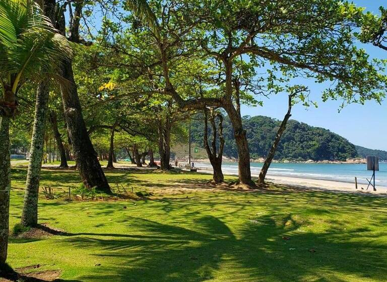 ペンション Canto Das Laranjeiras Beach Club Guaiuba