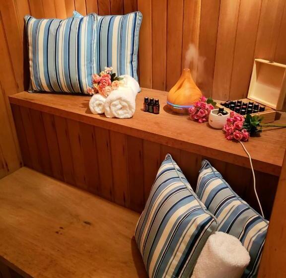 ペンション Canto Das Laranjeiras Beach Club Guaiuba