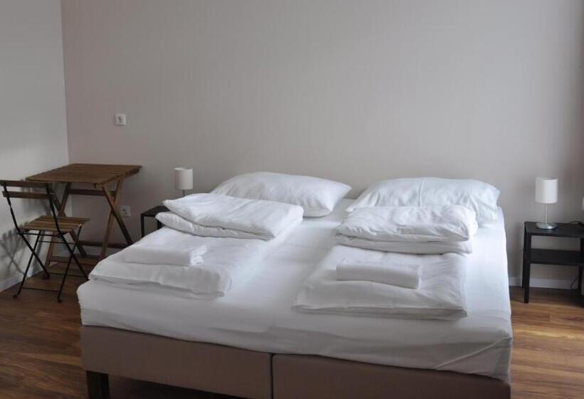 Пансион Centrál Vendégház Székesfehérvár