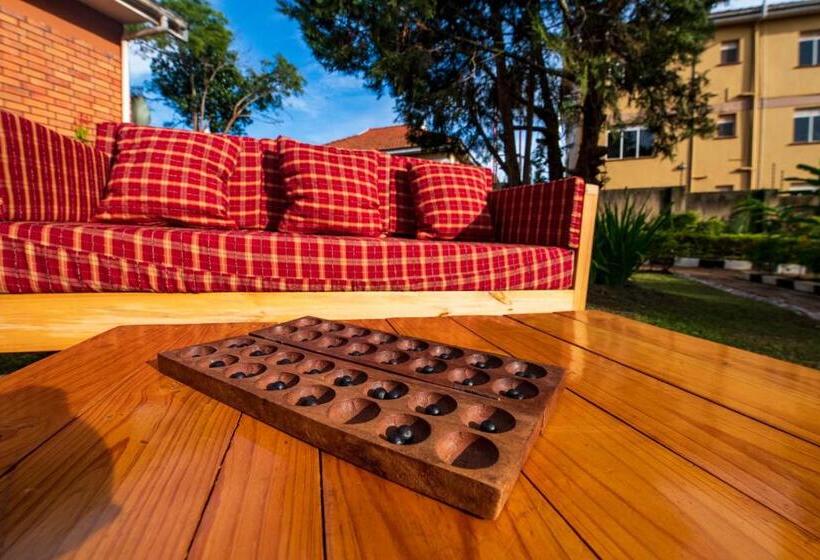 پانسیون Cycad Entebbe Guest House