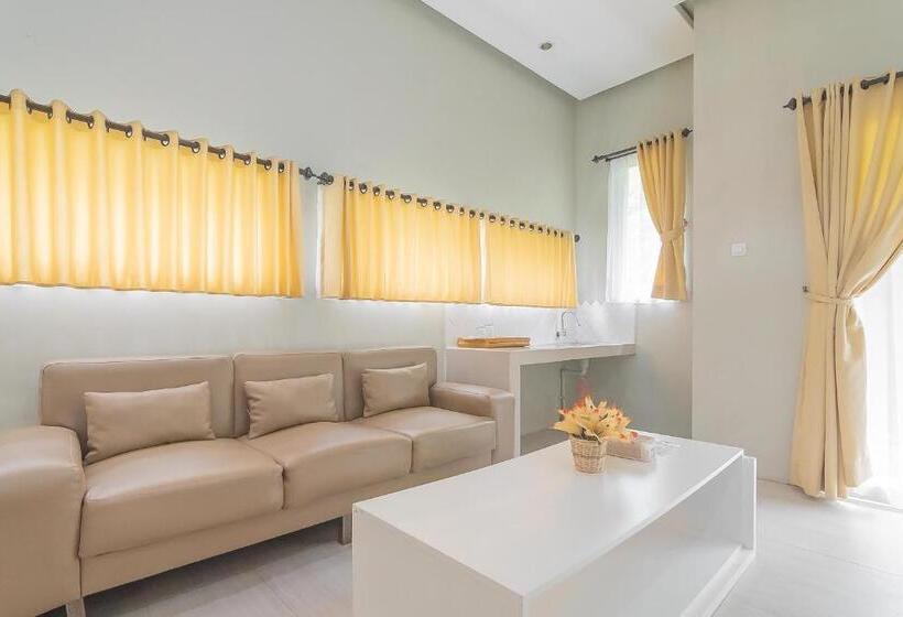 ペンション Reddoorz Resort Syariah Near D Castello Ciater Subang