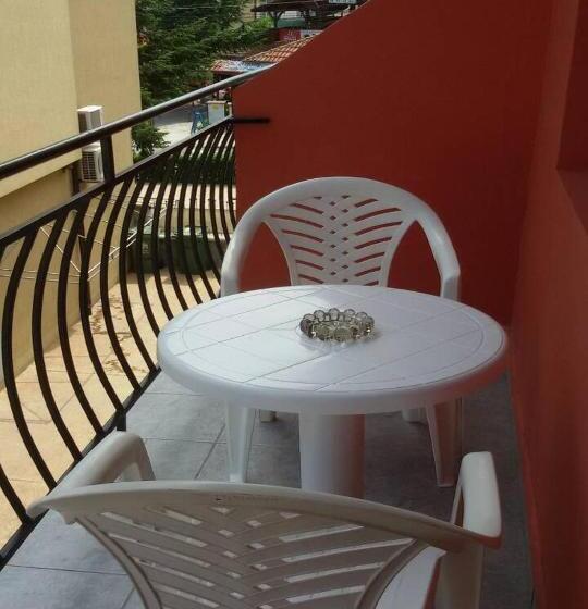 펜션 Sineva Guest House