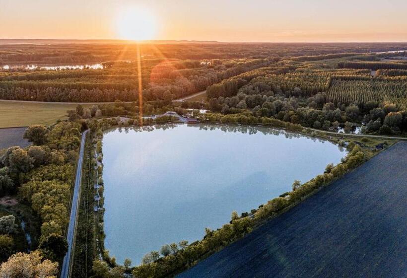 פנסיון Tíztó Vendégház