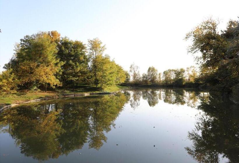 פנסיון Tíztó Vendégház