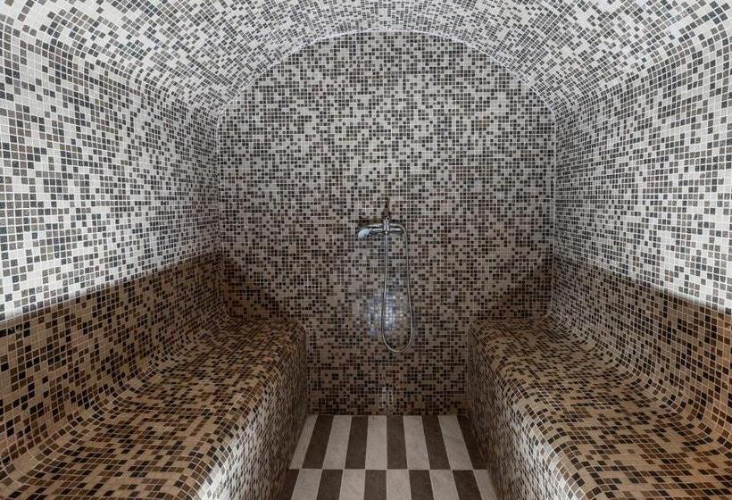 פנסיון Tíztó Vendégház