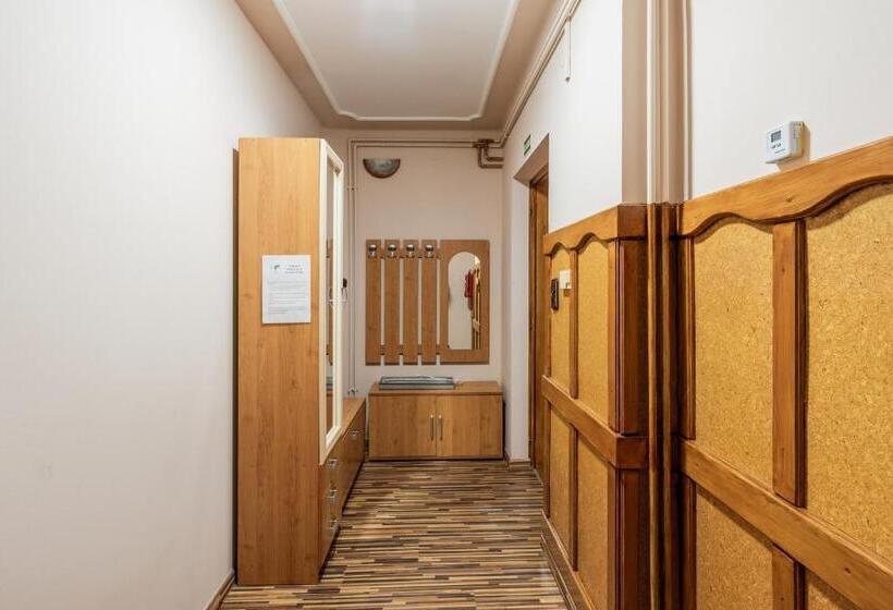 פנסיון Tíztó Vendégház