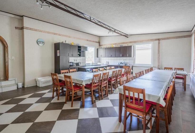 פנסיון Tíztó Vendégház