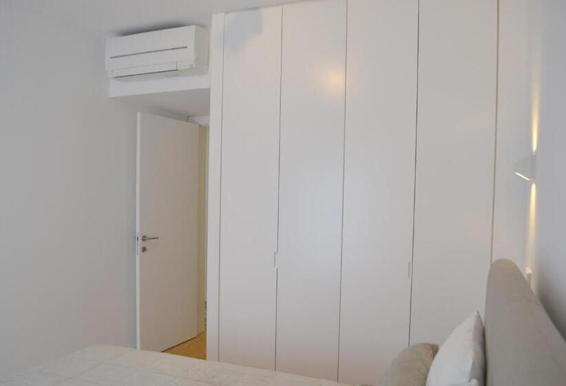 Tp Bombarda 5, Lisbon Deluxe Apartment