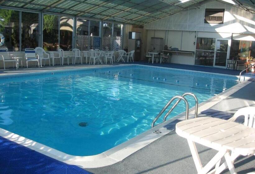 Endless Dunes, A Modern Motel