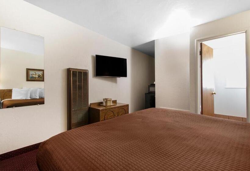 Eureka Town House Motel  Historic Old Town