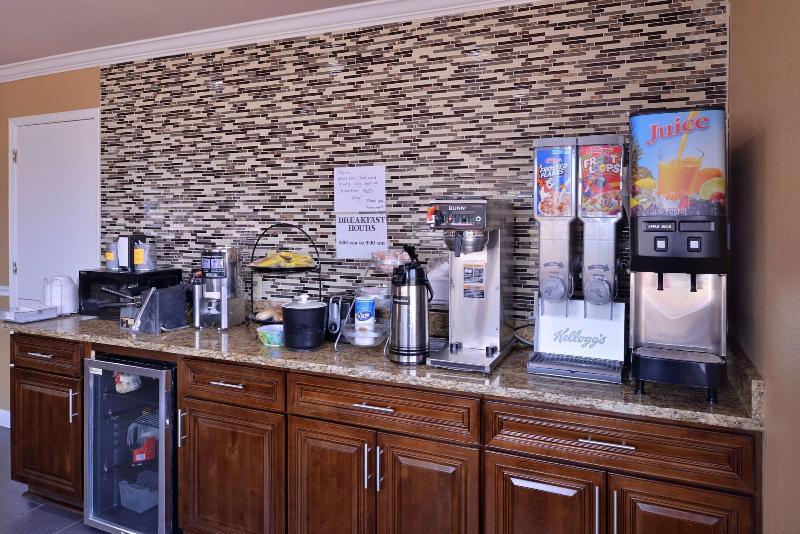 فندق Americas Best Value Inn And Suites Siloam Springs