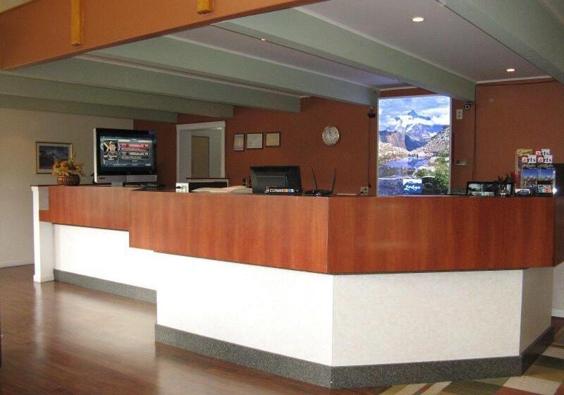 فندق Bellingham Lodge