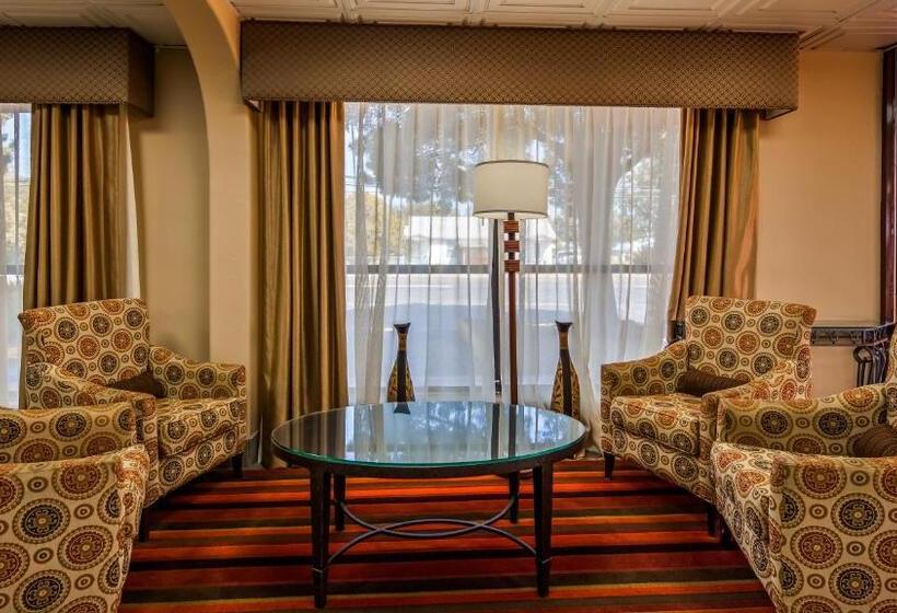 فندق Best Western Executive Inn