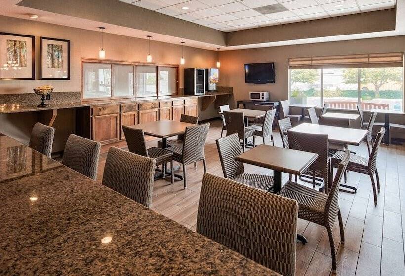 בית מלון כפרי Best Western Plus City Center