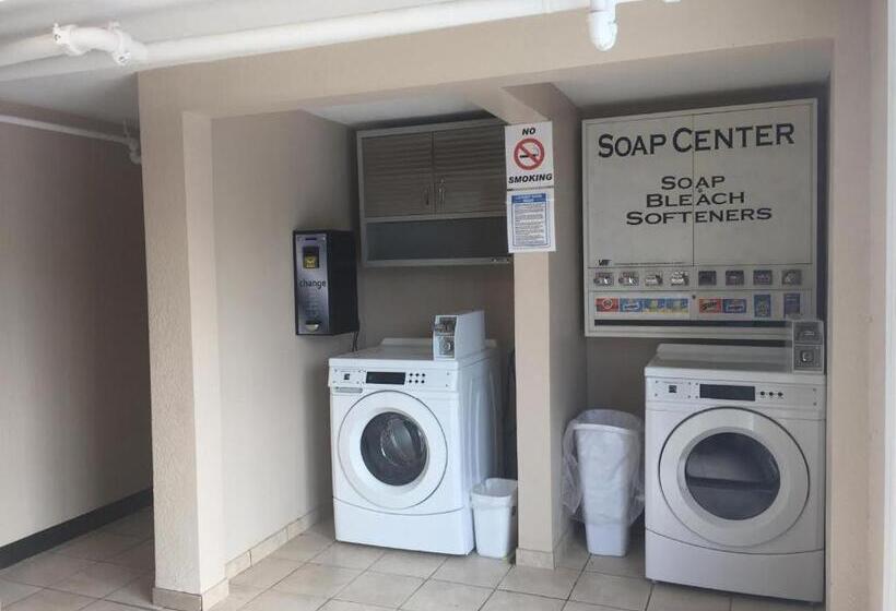 호텔 Breeze Inn & Suites, Virginia Beach