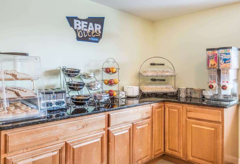 ホテル Days Inn By Wyndham Middletown/newport Area